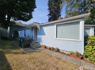 1132 E 6th St, Port Angeles, WA