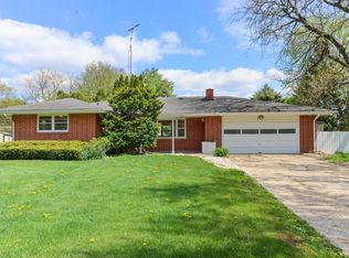 725 Alder Ave, Delavan, WI 53115