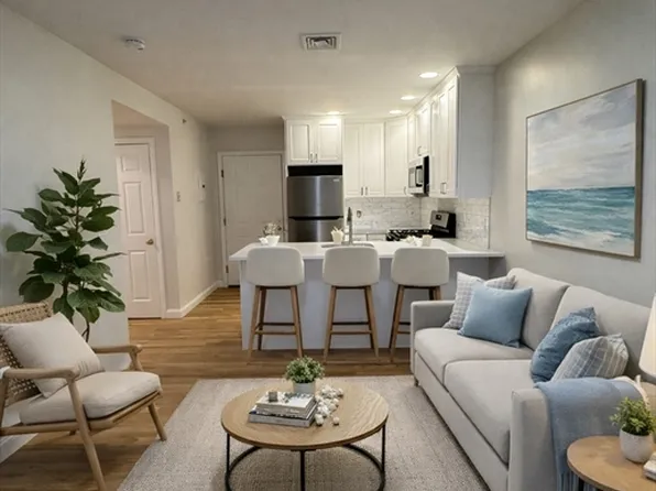 393 W Broadway APT 7, Boston, MA 02127