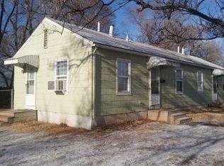 2413 S Roosevelt St, Wichita, KS 67210