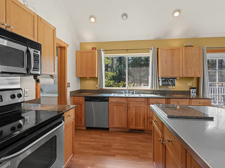 7215 W Andrus Rd — Photo 13