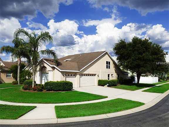 4th image of 1539 Crooked Stick Dr