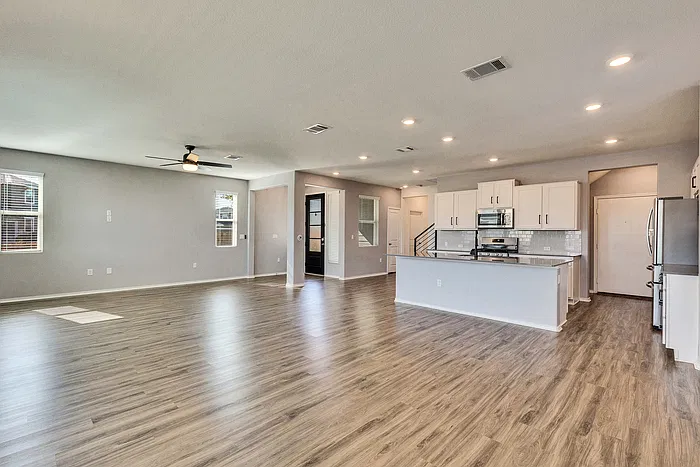 10403 Bramble Berry Dr — Photo 3