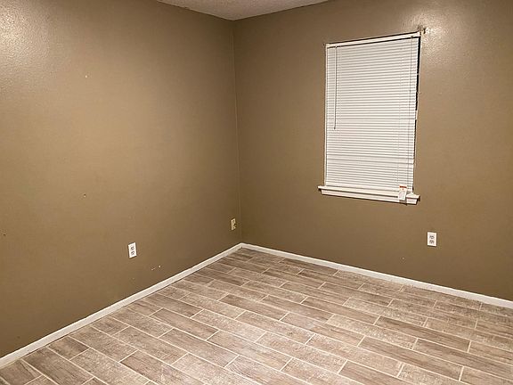 4th image of 3559 Whitehaven St