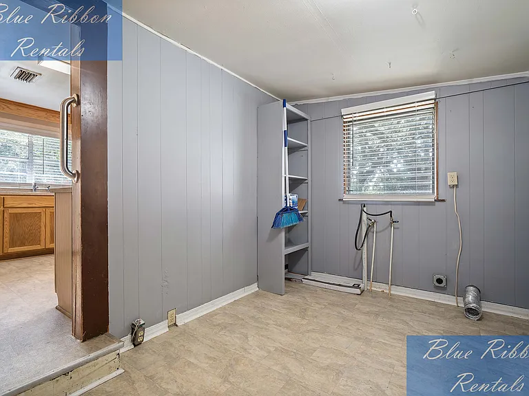 5700 McDonald Rd — Photo 14