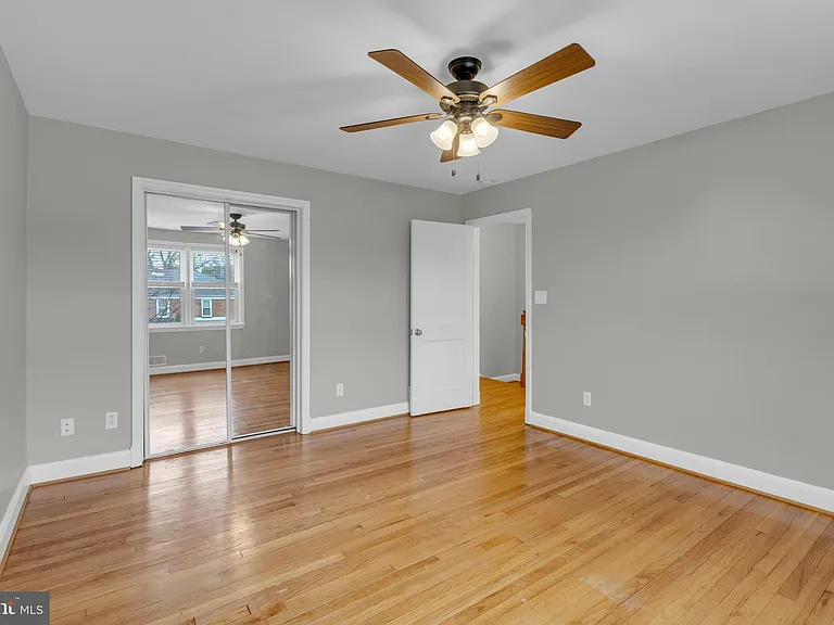 5520 Sagra Rd — Photo 17