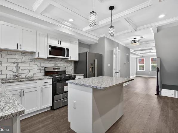 320 N Pulaski St, Baltimore, MD 21223