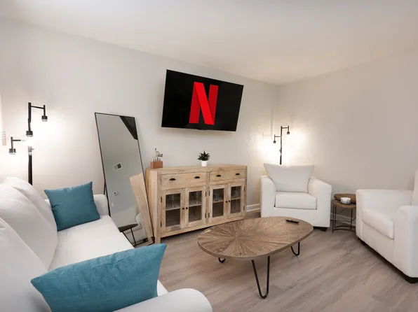 4115 Old Vineyard Rd, Winston Salem, NC 27104