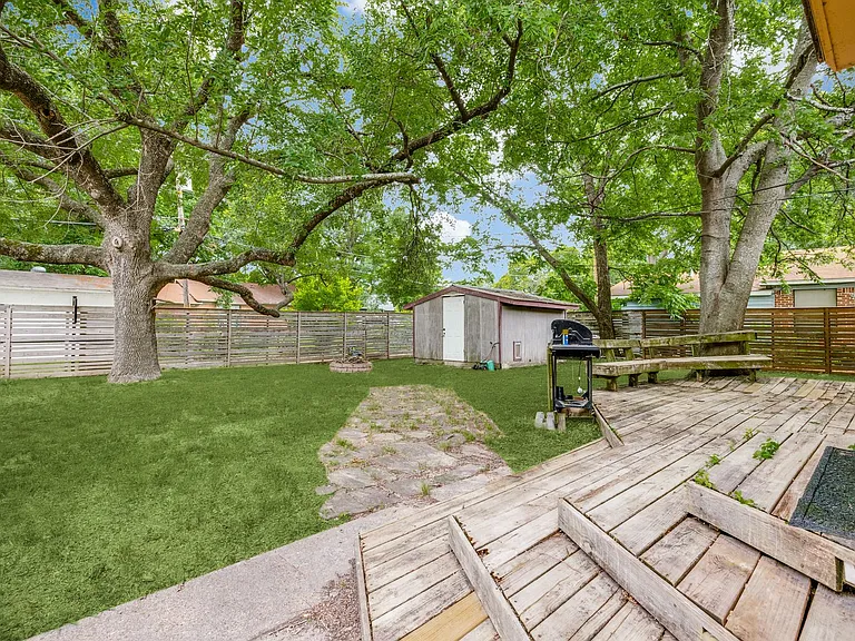 3632 Demaret Dr — Photo 12