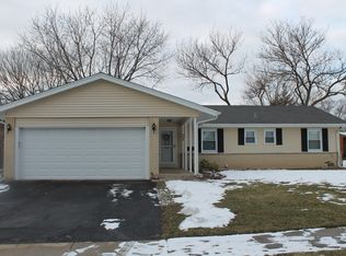 254 Placid Way, Elk Grove Village, IL 60007