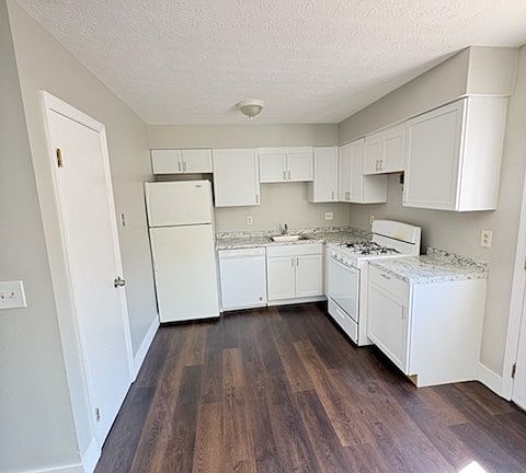 2nd image of 7287 Chaparral Rd