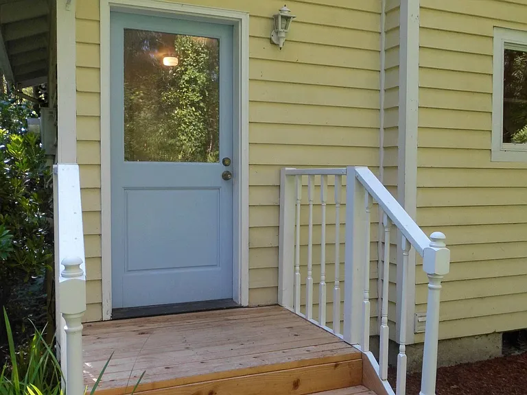 6574 NE New Brooklyn Rd — Photo 12