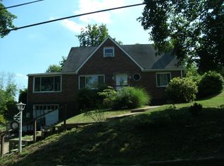 430 Oliver Dr, White Oak, PA 15131