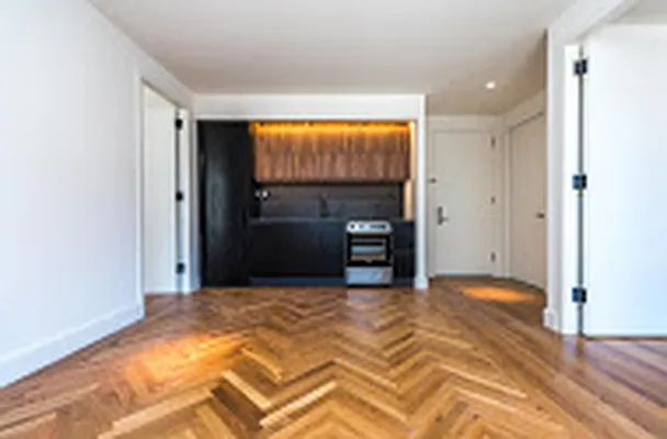 Rented by Nooklyn NYC LLC | media 117