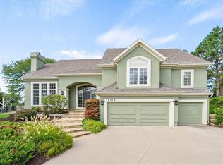 10180 S North Lake Ave, Olathe, KS 66061