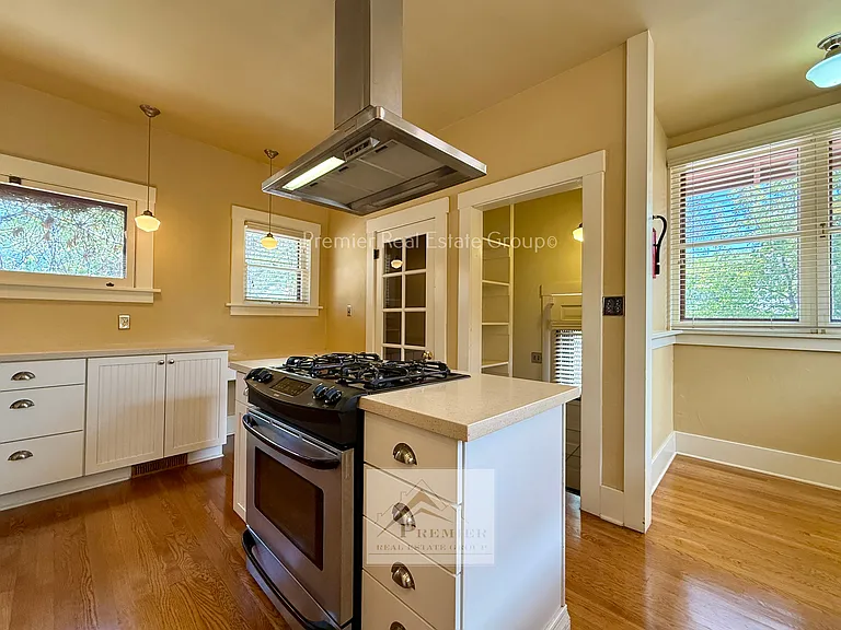 429 E San Rafael St — Photo 17