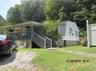 755 Conley Br, Delbarton, WV 25670