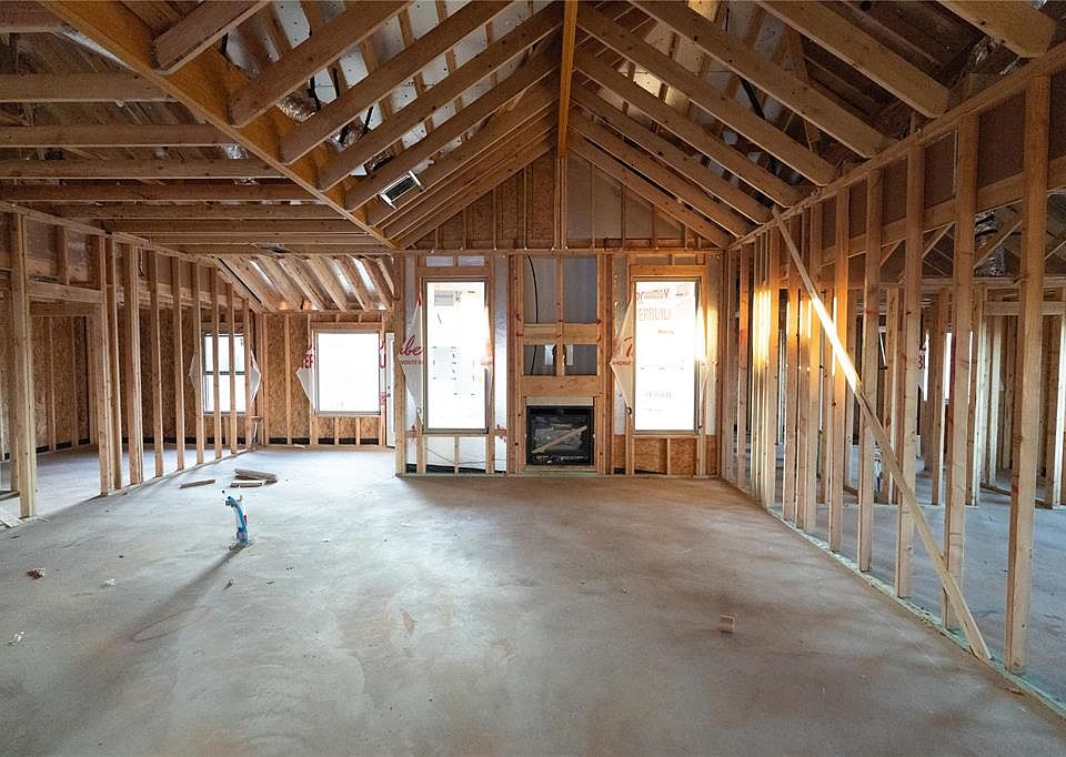 1st image of 3313 Broadmoore Dr