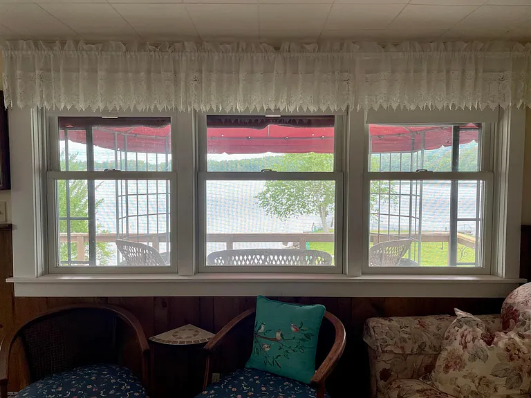 230 Shore Rd — Photo 12