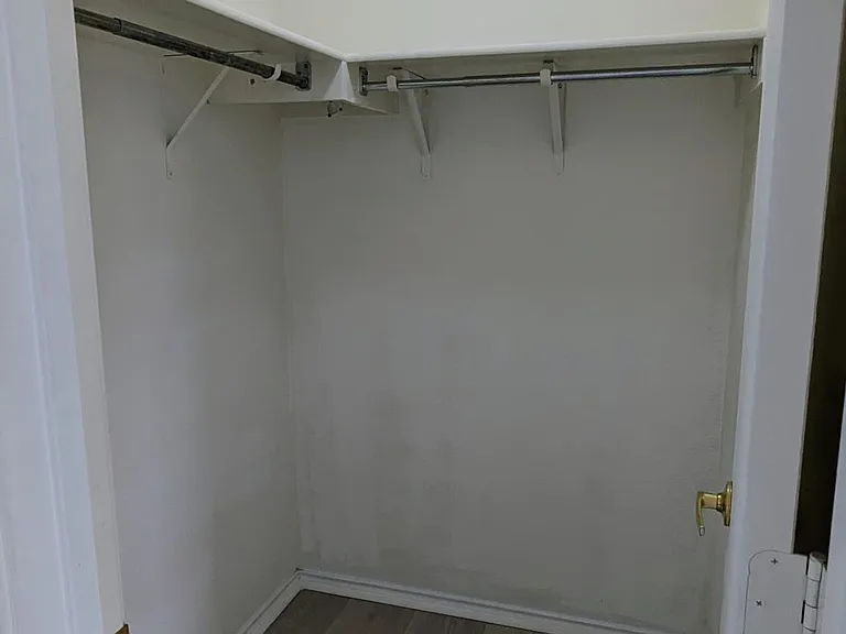 5501 Apple Orchard Ln — Photo 11