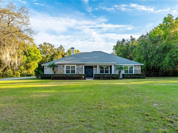 15830 Splendid Oaks Ln, Tavares, FL 32778