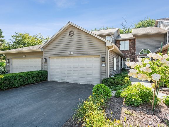 2nd image of 824 Saddlewood Dr