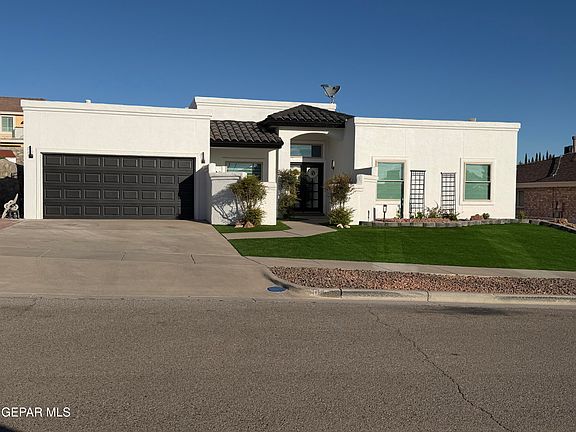 2nd image of 10819 Loma De Amor Ln