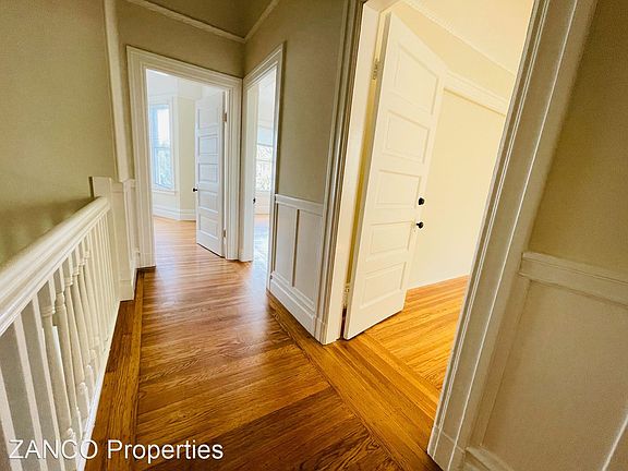 4th image of 1318 Dolores St