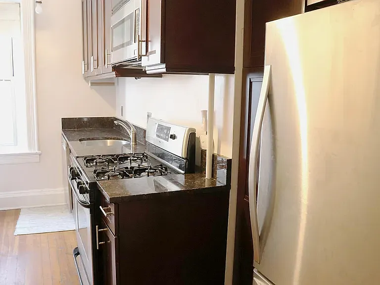 2022 Columbia Rd NW #312 — Photo 7