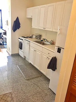 Rented by ELK Investors | media 27