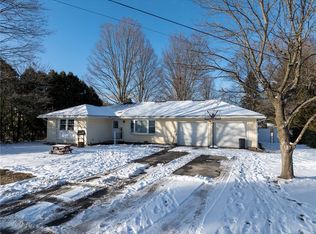 6 Mountview Rd W, Bath, NY 14810