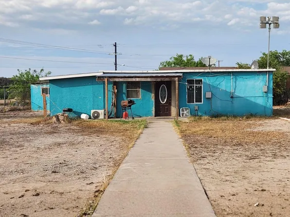 1870 Orquidia Ln E, Laredo, TX 78046