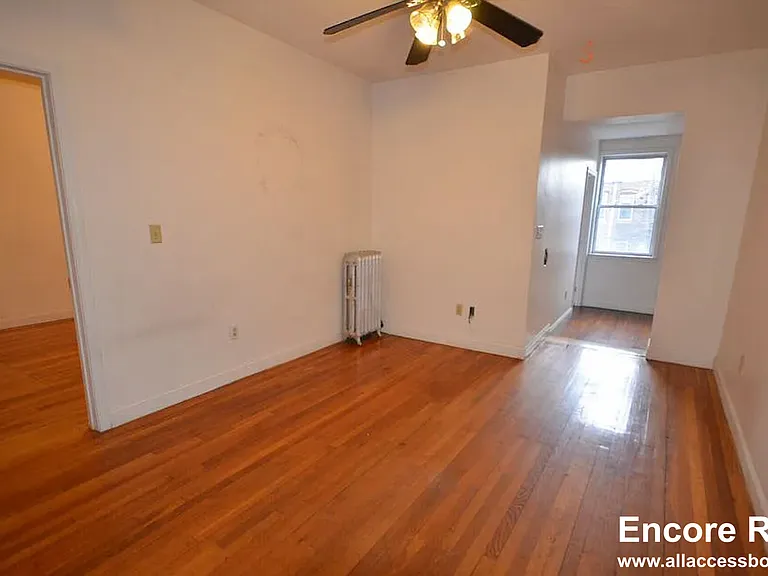 37 Egremont Rd #14 — Photo 20