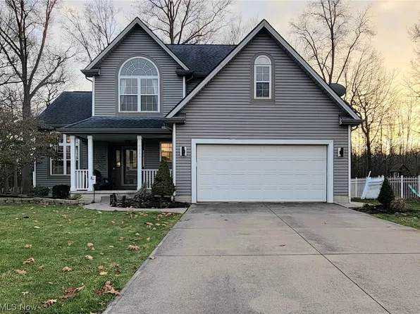 7069 Oak Tree Dr S, Lorain, OH 44053