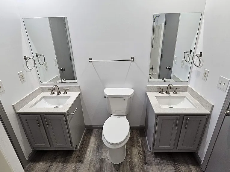 17641 W 111th Pl — Photo 37