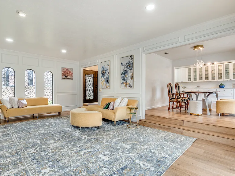 9130 Valley Chapel Ln — Photo 11