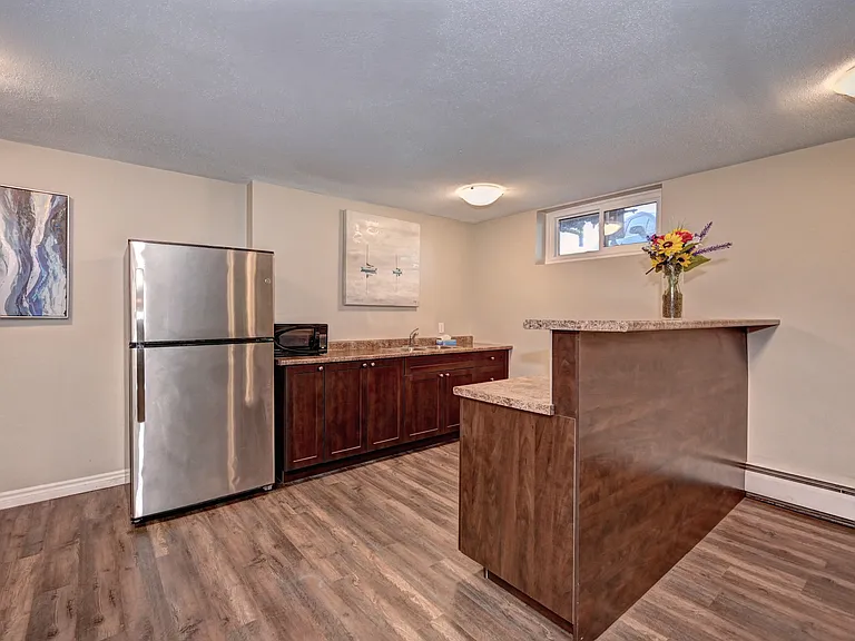 301 Fairview Dr — Photo 21