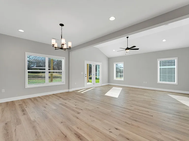 3700 E Cherry St — Photo 51