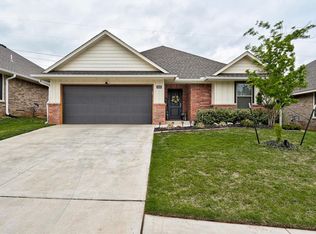 3909 Lynne Ave, Edmond, OK 73012