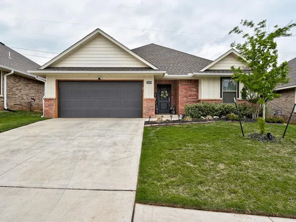 3909 Lynne Ave, Edmond, OK 73012