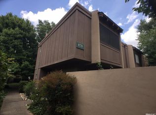 878 Woodside Ln E UNIT 4, Sacramento, CA 95825