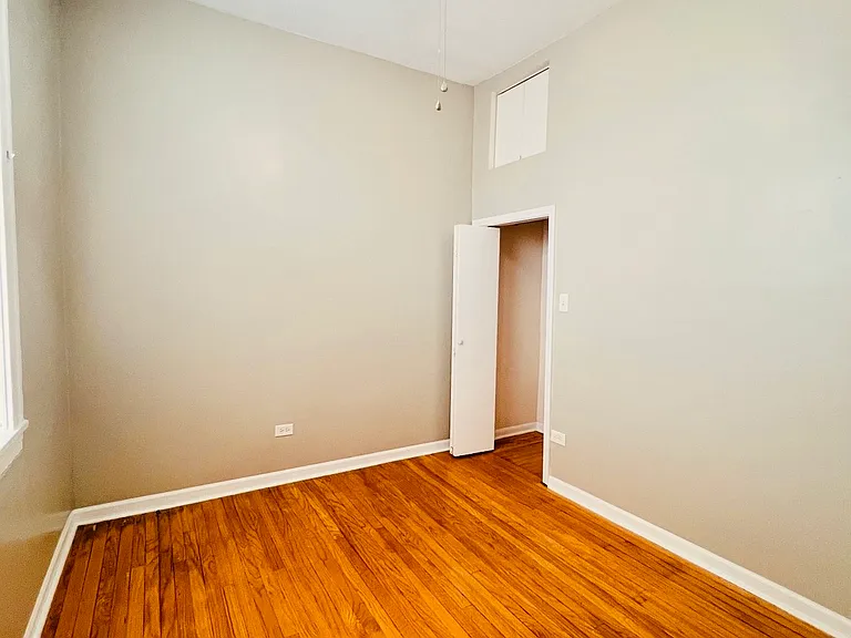 1839 W Cermak Rd #2F — Photo 9