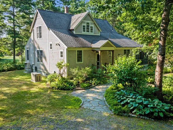 4 Cranberry Drive, Brunswick, ME 04011