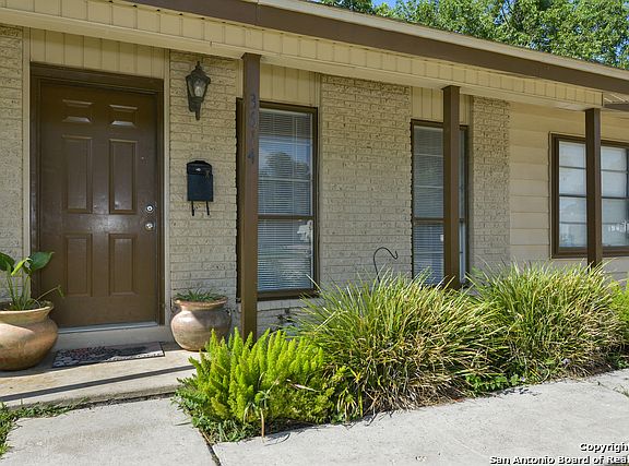 3rd image of 3614 Woodville Dr