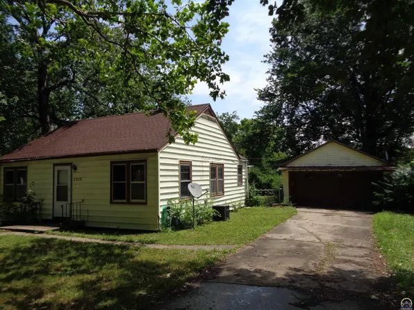 2326 SE Kentucky Ave, Topeka, KS 66605