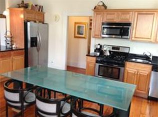 1 Hamilton St #2, Salem, MA 01970