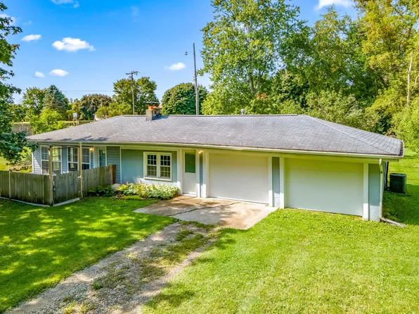 3980 Lake Pleasant Rd S, Osseo, MI 49266