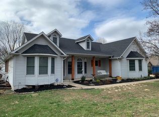 5 Bittersweet Dr, Saint Clair, MO 63077