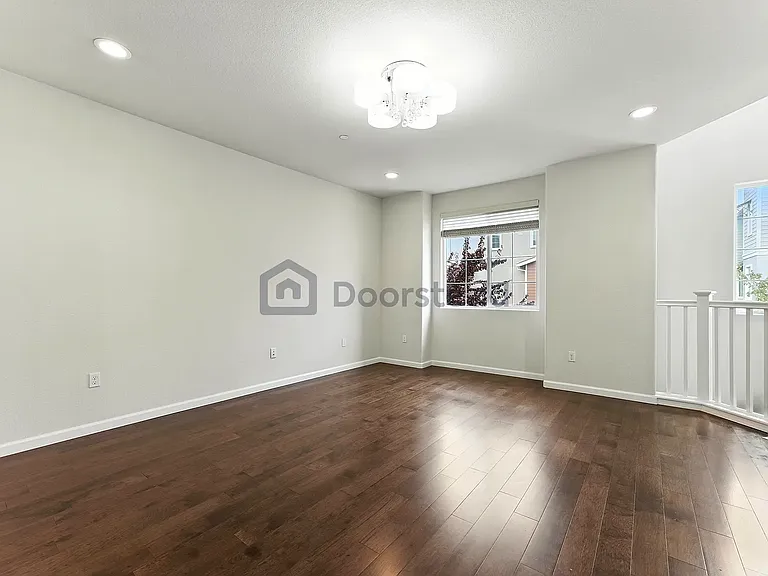 801 Jetty Dr — Photo 37