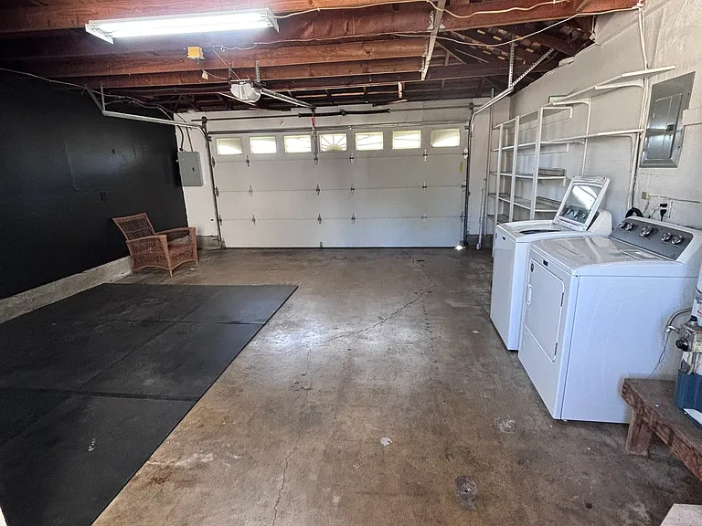 4992 Mattos Dr — Photo 34